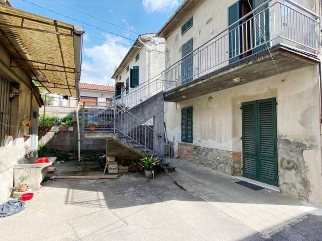 Villa Indipendente in vendita a Tobbiana, Montale