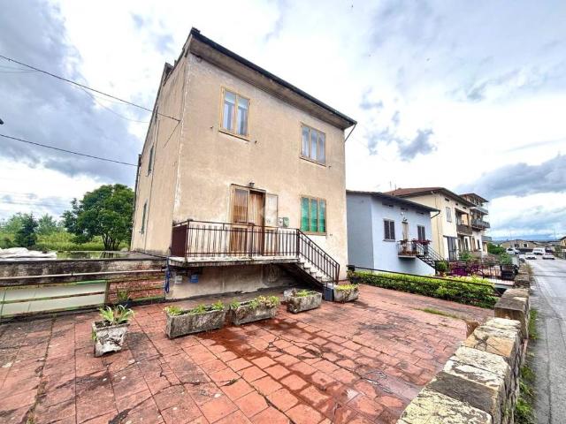 Villa Indipendente in vendita a Stazione, Montale