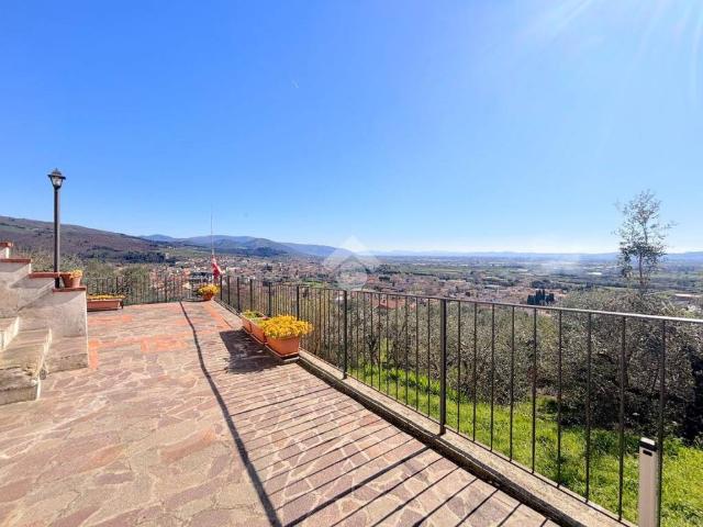 Villa Indipendente in vendita a Montale, Pistoia