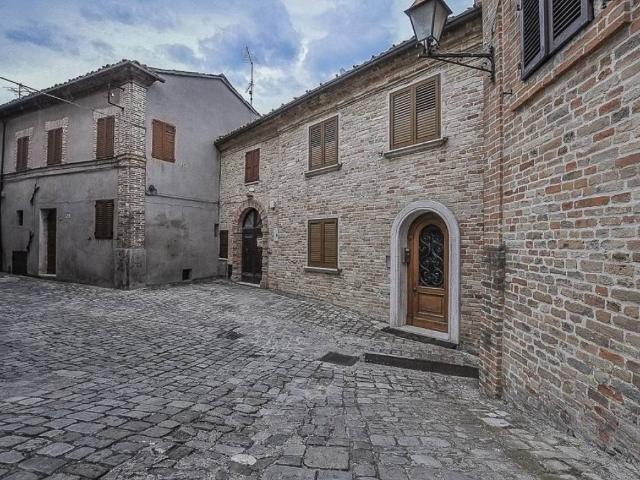 Villa Indipendente in vendita a Marche, Ascoli Piceno