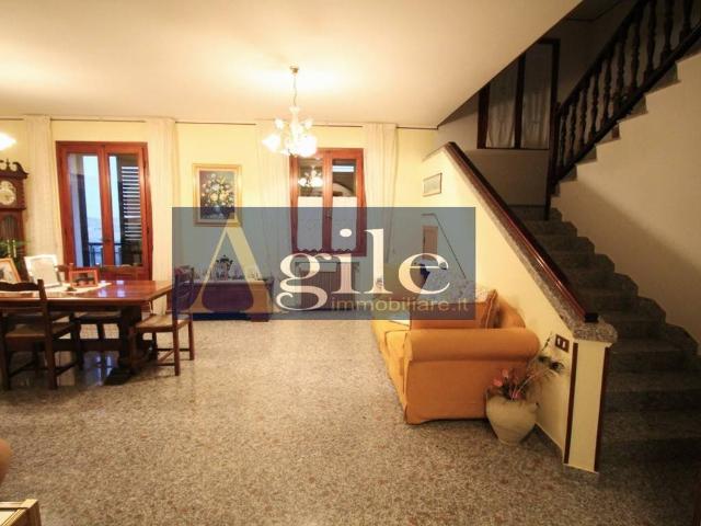 Villa Indipendente in vendita a Marche, Ascoli Piceno