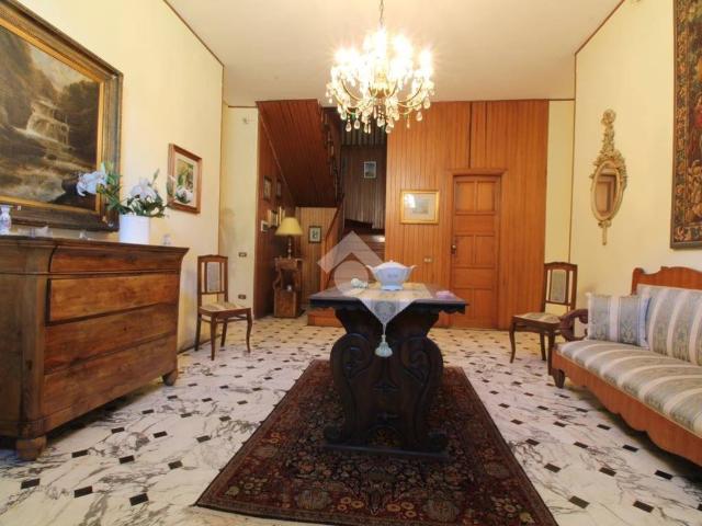 Villa Indipendente in vendita a Calabria, Cosenza