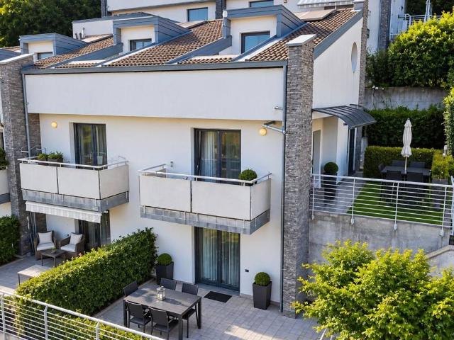Villa Indipendente in vendita a Montano Lucino, Lombardia