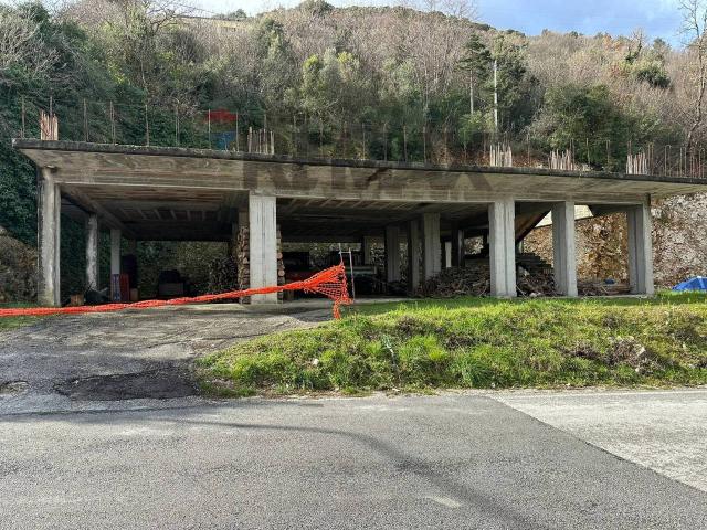 Villa Indipendente in vendita a Montaquila, Molise