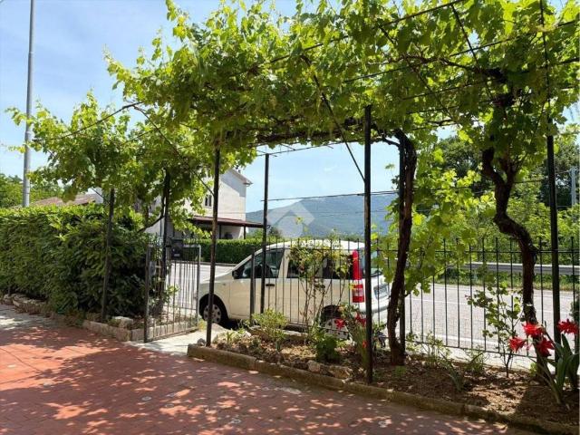 Villa Indipendente in vendita a Montaquila, Molise