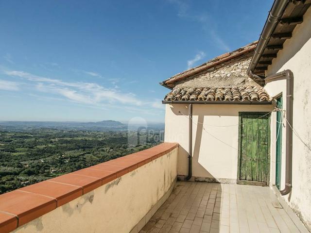 Villa Indipendente in vendita a Montasola, Lazio