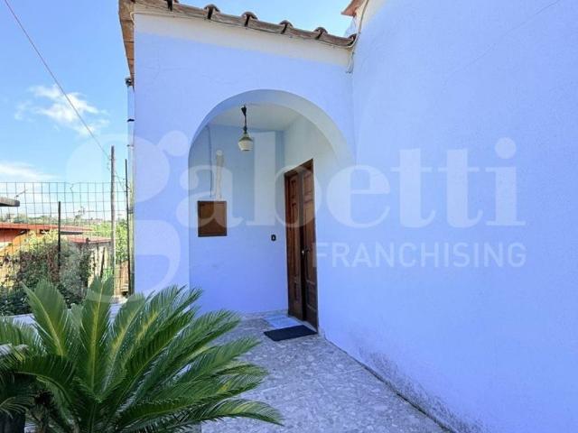 Villa Indipendente in vendita a Monte di Procida, Napoli