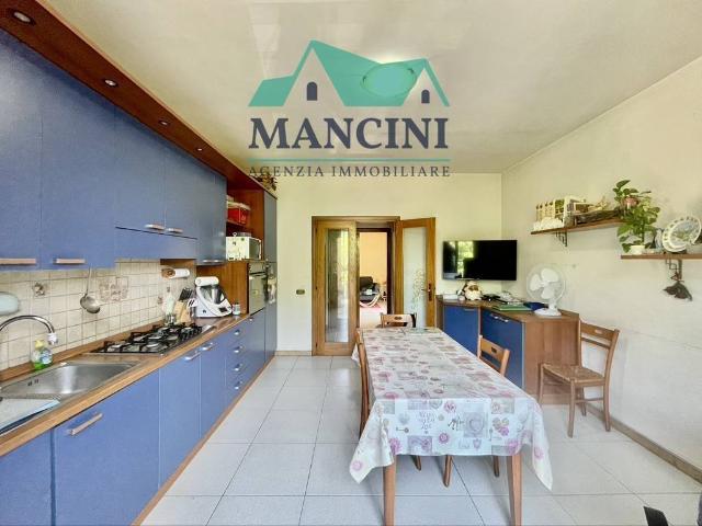 Villa Indipendente in vendita a Marche, Ancona