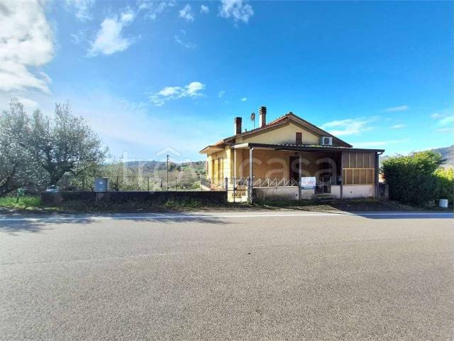 Villa Indipendente in vendita a Monte San Giovanni Campano, Lazio