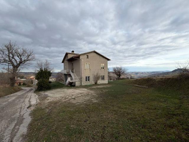 Villa Indipendente in vendita a Marche, Macerata