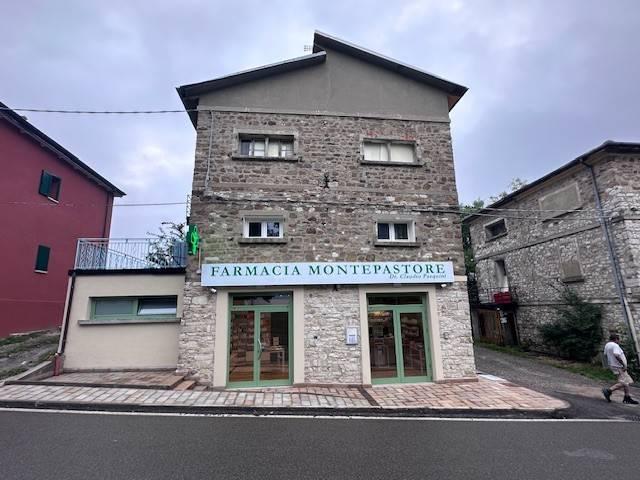 Villa Indipendente in vendita a Unione dei comuni Valli del Reno, Lavino e Samoggia, Monte San Pietro