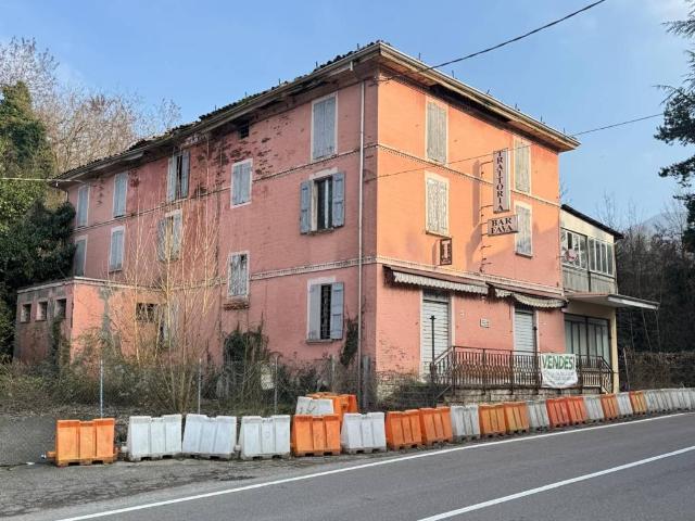 Villa Indipendente in vendita a Unione dei comuni Valli del Reno, Lavino e Samoggia, Monte San Pietro