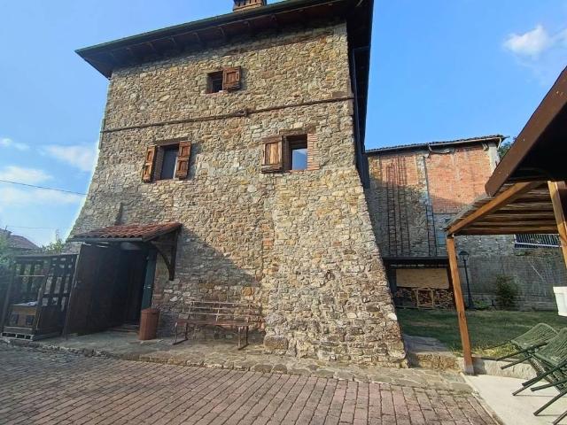 Villa Indipendente in vendita a Unione dei comuni Valli del Reno, Lavino e Samoggia, Monte San Pietro
