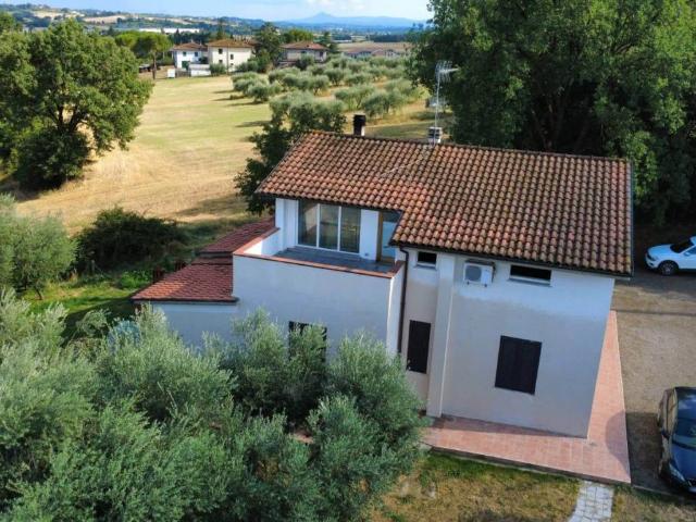 Villa Indipendente in vendita a Monte San Savino, Arezzo