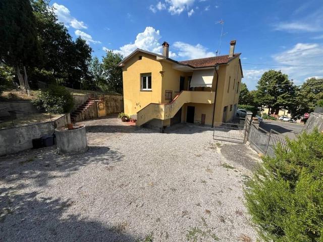 Villa Indipendente in vendita a Monte San Savino, Arezzo
