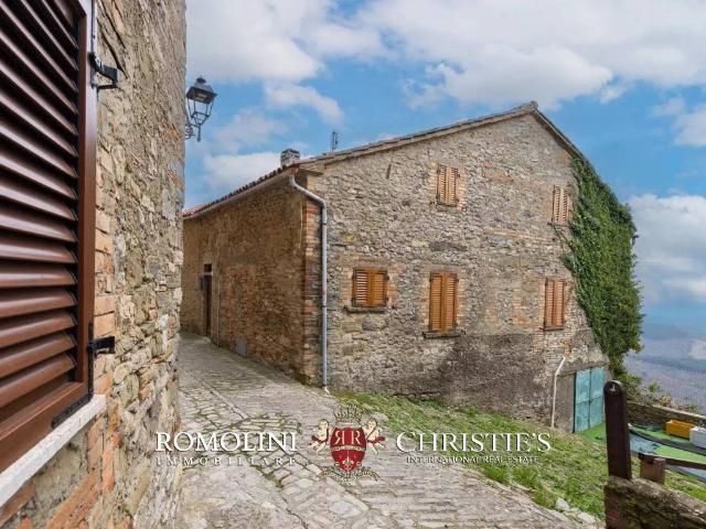 Villa Indipendente in vendita a Monte Santa Maria Tiberina, Umbria