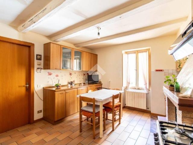 Villa Indipendente in vendita a San Lorenzo, Monte Urano