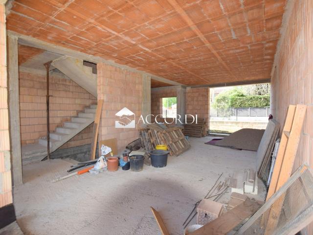 Villa Indipendente in vendita a Posmon, Montebelluna