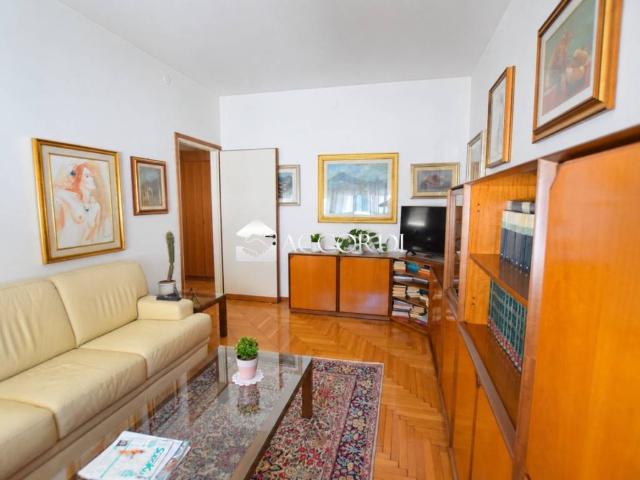 Villa Indipendente in vendita a Centro, Montebelluna
