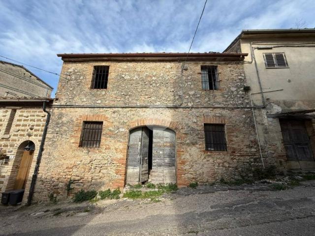 Villa Indipendente in vendita a Montebuono, Lazio