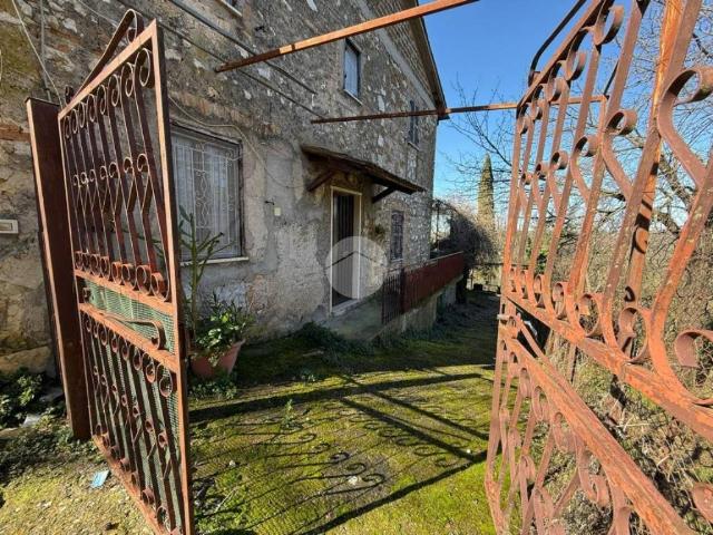 Villa Indipendente in vendita a Montebuono, Lazio