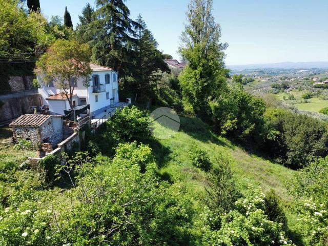 Rustico in vendita a Montebuono, Lazio