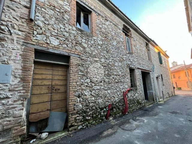 Villa Indipendente in vendita a Montebuono, Lazio