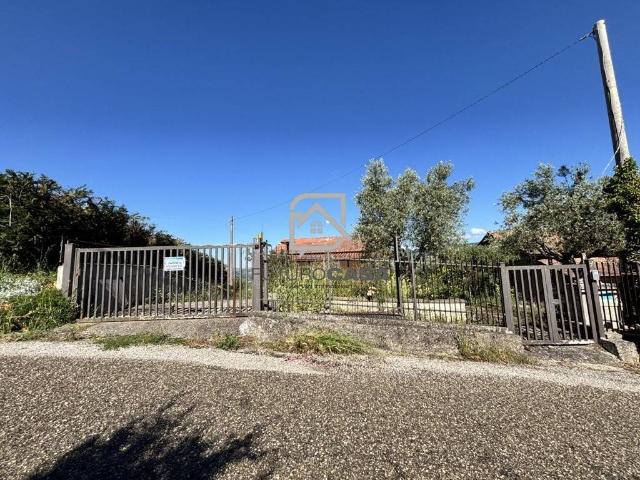 Villa Indipendente in vendita a Montecalvo Irpino, Campania