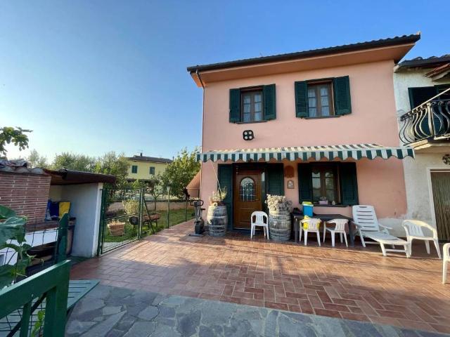 Villa Indipendente in vendita a San Giuseppe, Montecarlo