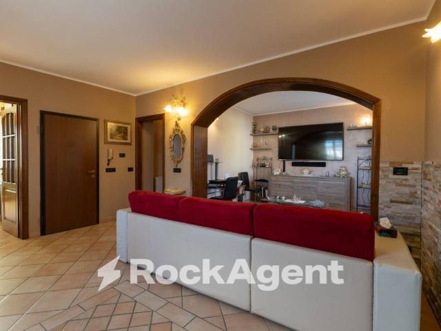 Villa Indipendente in vendita a San Salvatore, Montecarlo