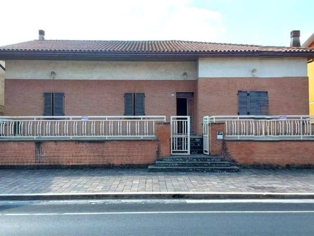 Villa Indipendente in vendita a Marche, Macerata