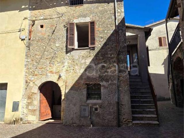 Villa Indipendente in vendita a Montecastrilli, Terni