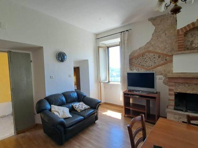 Villa Indipendente in vendita a Montecastrilli, Umbria