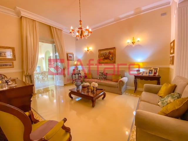 Villa Indipendente in vendita a Montecatini Terme, Toscana