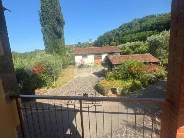 Villa Indipendente in vendita a Montecatini Alto, Montecatini Terme