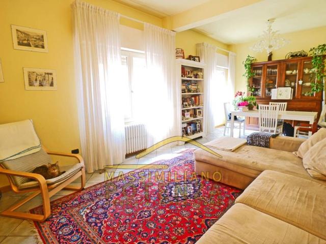 Villa Indipendente in vendita a Gallo, Montecatini Terme