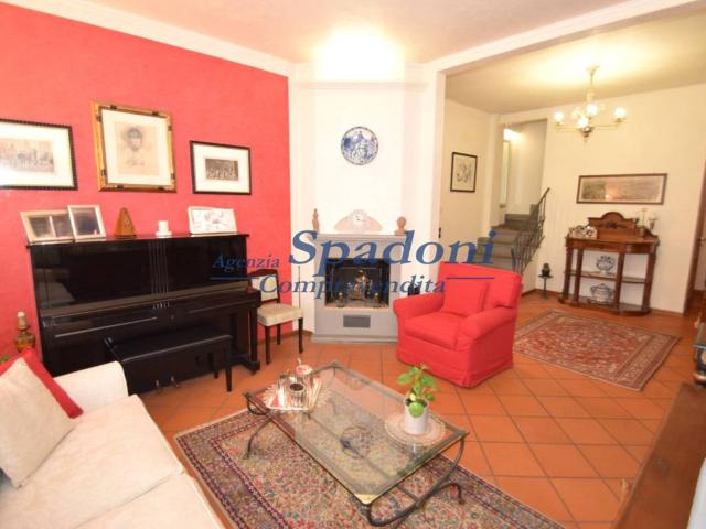 Villa Indipendente in vendita a Montecatini Terme, Pistoia