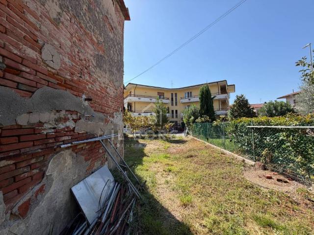 Villa Indipendente in vendita a Gallo, Montecatini Terme