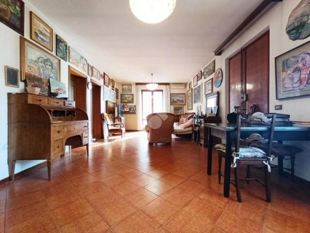 Villa Indipendente in vendita a Gallo, Montecatini Terme
