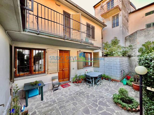 Villa Indipendente in vendita a Montecatini Terme, Pistoia