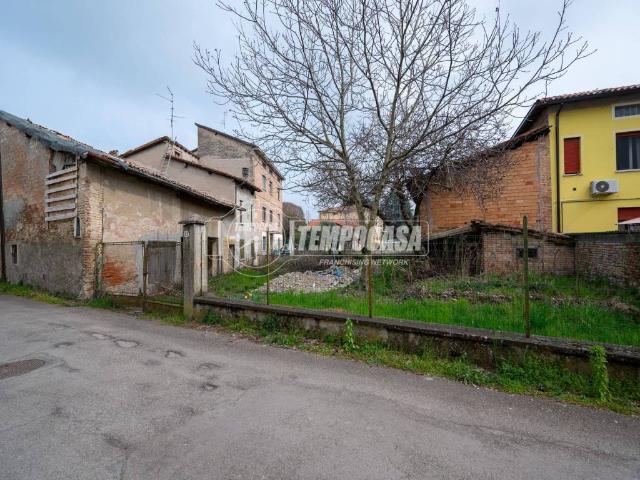 Villa Indipendente in vendita a Val d’Enza, Re