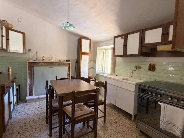 Villa Indipendente in vendita a Montecchio, Umbria