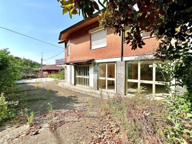 Villa Indipendente in vendita a Piemonte, Asti