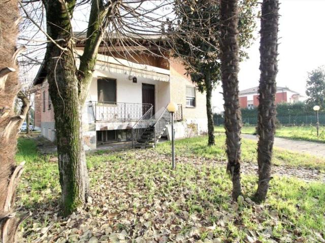 Villa Indipendente in vendita a Montechiarugolo, Reggio Emilia