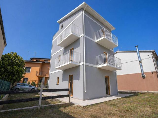 Villa Indipendente in vendita a Marche, Macerata