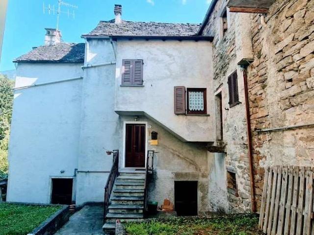 Villa Indipendente in vendita a Piemonte, Verbano-cusio-ossola