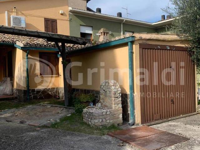 Villa Indipendente in vendita a Montefalco, Umbria