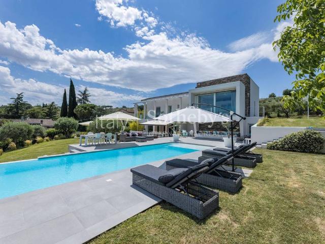Villa Indipendente in vendita a Montefalco, Umbria