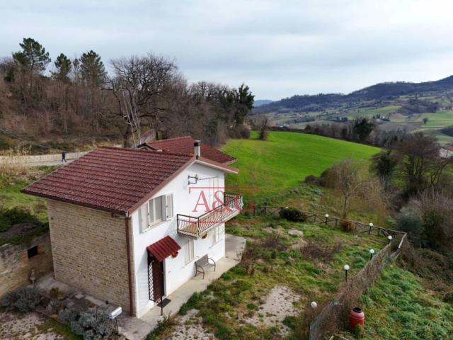 Villa Indipendente in vendita a Marche, Fermo