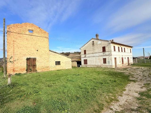 Villa Indipendente in vendita a Marche, Pesaro E Urbino